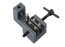 纤维、线、绳及捆扎带的系缆柱夹具